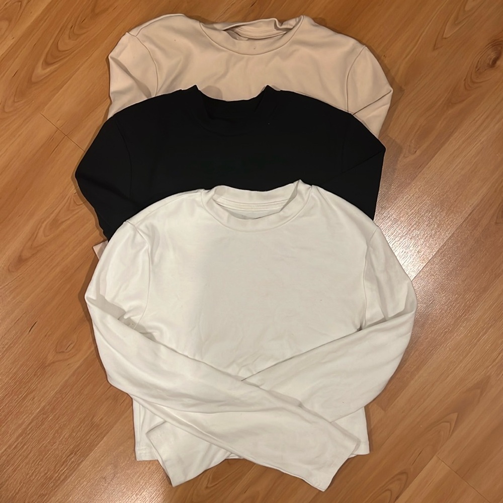 Cropped long sleeves